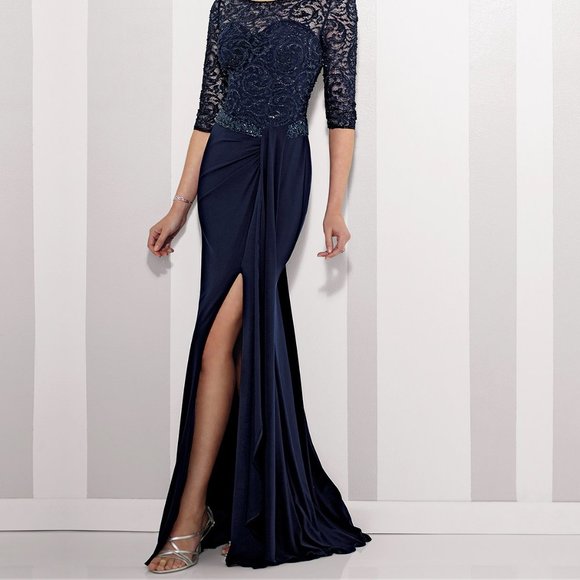 Plus size evening gown - Picture 4 of 4